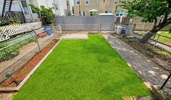 11 VETERANS Ct, Bayonne, NJ 07002