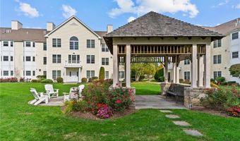 40 Saw Mill Dr 203, North Kingstown, RI 02852