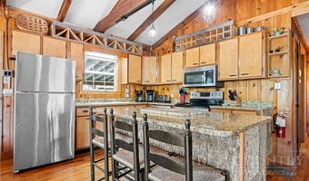 184 Dutch Treat Rd, Banner Elk, NC 28604