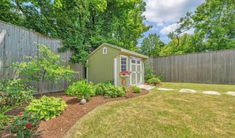 143 Maple St, Bangor, ME 04401