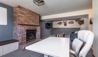 2665 Sun Rdg, Asbury, IA 52002