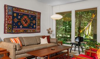 2805 Byington Blvd, Ann Arbor, MI 48105