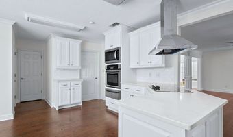 2215 WALLINGTON Dr, Albany, GA 31707