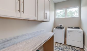 15240 Karen Rd, Biloxi, MS 39532
