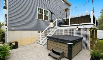 102 Windjammer Dr, Barnegat, NJ 08005