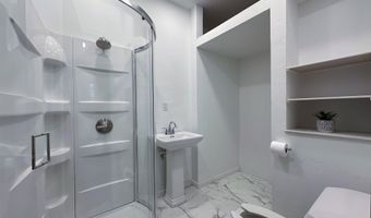 616 N 4th St, Arkansas City, KS 67005