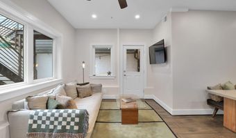 712 KEARNY St NE 5, Washington, DC 20017
