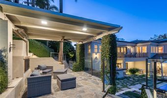 17980 Rancho St, Encino, CA 91316