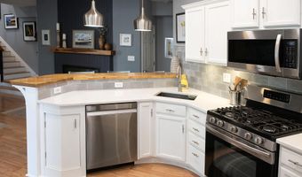 75 E Woodland Ave 75, Absecon, NJ 08201