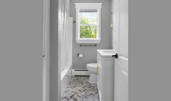 174 Seaside Dr, Jamestown, RI 02835