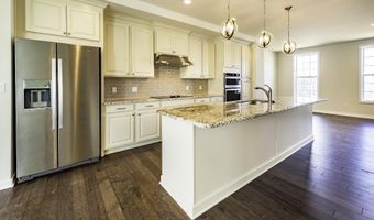 2843 Hardwick Rd, Ann Arbor, MI 48105