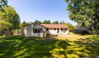 76 Country Ln, Bristol, CT 06010