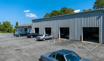 7 Colonel Dr, Bourne, MA 02532