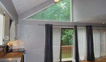 43 Camelot Dr, Bedford, NH 03110