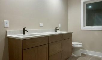 101 Lindbergh Cir, Albrightsville, PA 18210