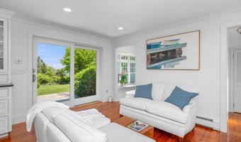 91 Allyn Ln, Barnstable, MA 02630