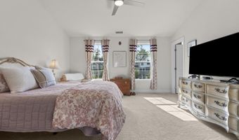 5 W Cross Trl 5, Danbury, CT 06810