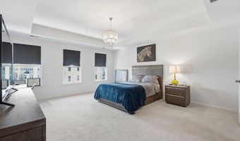 42167 CANARY GRASS Sq, Aldie, VA 20105