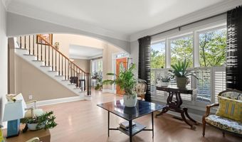 4020 Walnut Creek Trl, Alpharetta, GA 30005