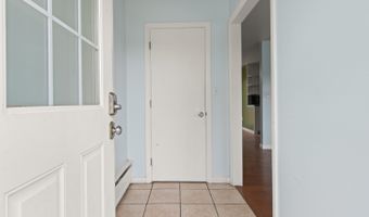 50 Loring Ave, Auburn, ME 04210