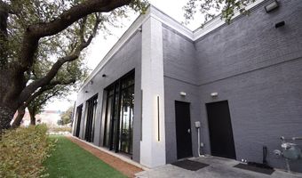 15375 Addison Rd, Addison, TX 75001