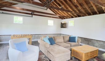 10 Wharf Rd, Center Harbor, NH 03226