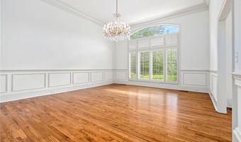 694 MOORES MILL Dr, Auburn, AL 36830