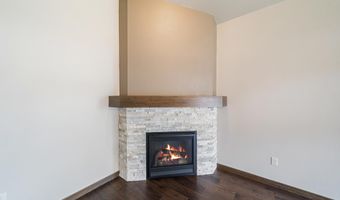 3758 N WAYSIDE Ln, Appleton, WI 54913