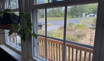 7 Garney Rd, Brookfield, NH 03872