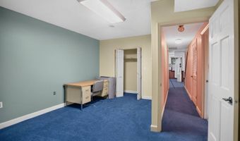 823 Birdie Dr, Abingdon, VA 24211
