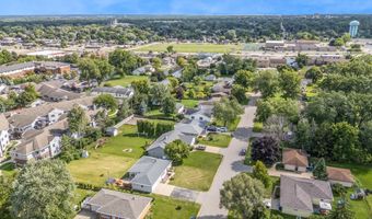 3030 N MORRISON St, Appleton, WI 54911