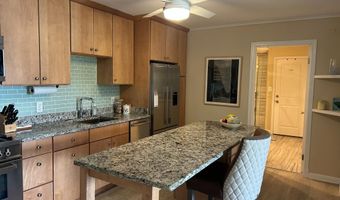 2660 GREENBRIAR Ln #B, Annapolis, MD 21401