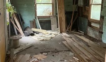 179 6th St, Apalachicola, FL 32320