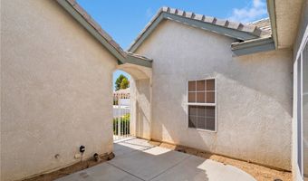 11238 Bunker Cir, Apple Valley, CA 92308