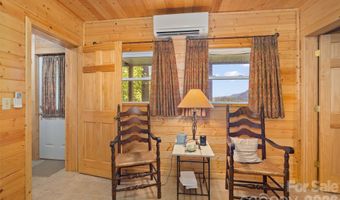 479 Old Dummy Line Rd, Balsam, NC 28707