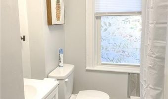 142 Dover St, Providence, RI 02908