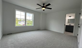 1214 Mayfield Dr, Alden, NY 14004