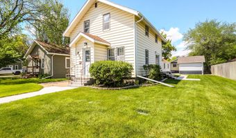 805 NE 1st Ave, Aberdeen, SD 57401