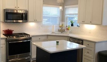 412 Carriage Dr, Benton, AR 72015