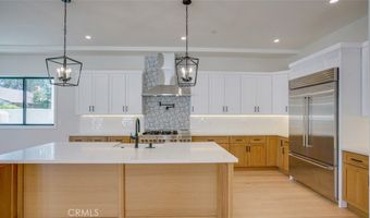 6250 Lindley Ave, Encino, CA 91316