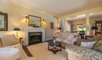 8193 Lavelle Rd, Athens, OH 45701