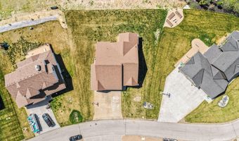 275 Driftwood Ln, Ashland, NE 68003