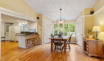 15 Thoreau Rd, Acton, MA 01720