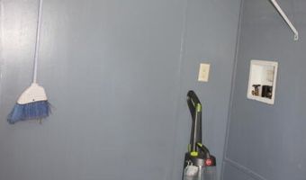 188 Compass Lake Dr, Alford, FL 32420