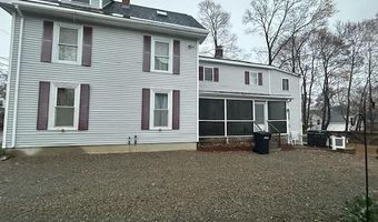 97 Fern St, Bangor, ME 04401