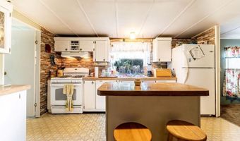 24031 ARMADILLO Rd, Astor, FL 32102