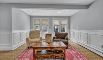 84 Jewett Ave, Bridgeport, CT 06606