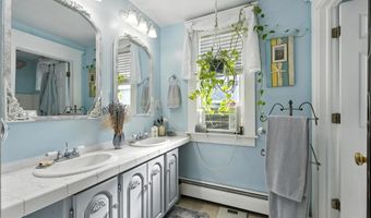 513 S Wayne St, Angola, IN 46703