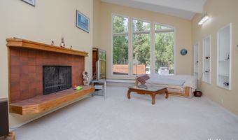 4450 Trapline Dr, Anchorage, AK 99516