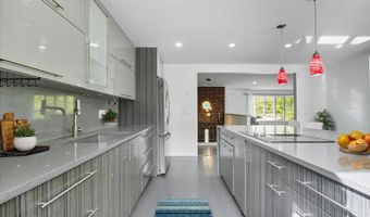 12 Seneca Trl, Albrightsville, PA 18210